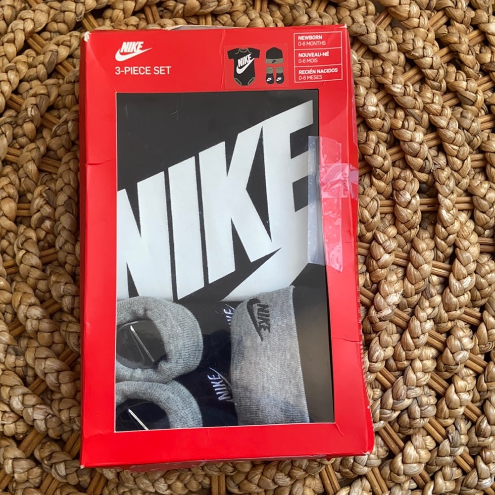 Nike 3-Piece Set